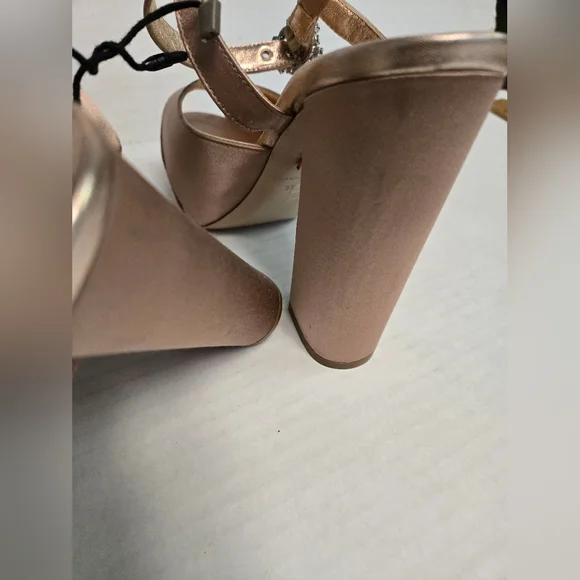 Le Silla pink satin platform woman's heels peep toe ankle strap shoes size 39